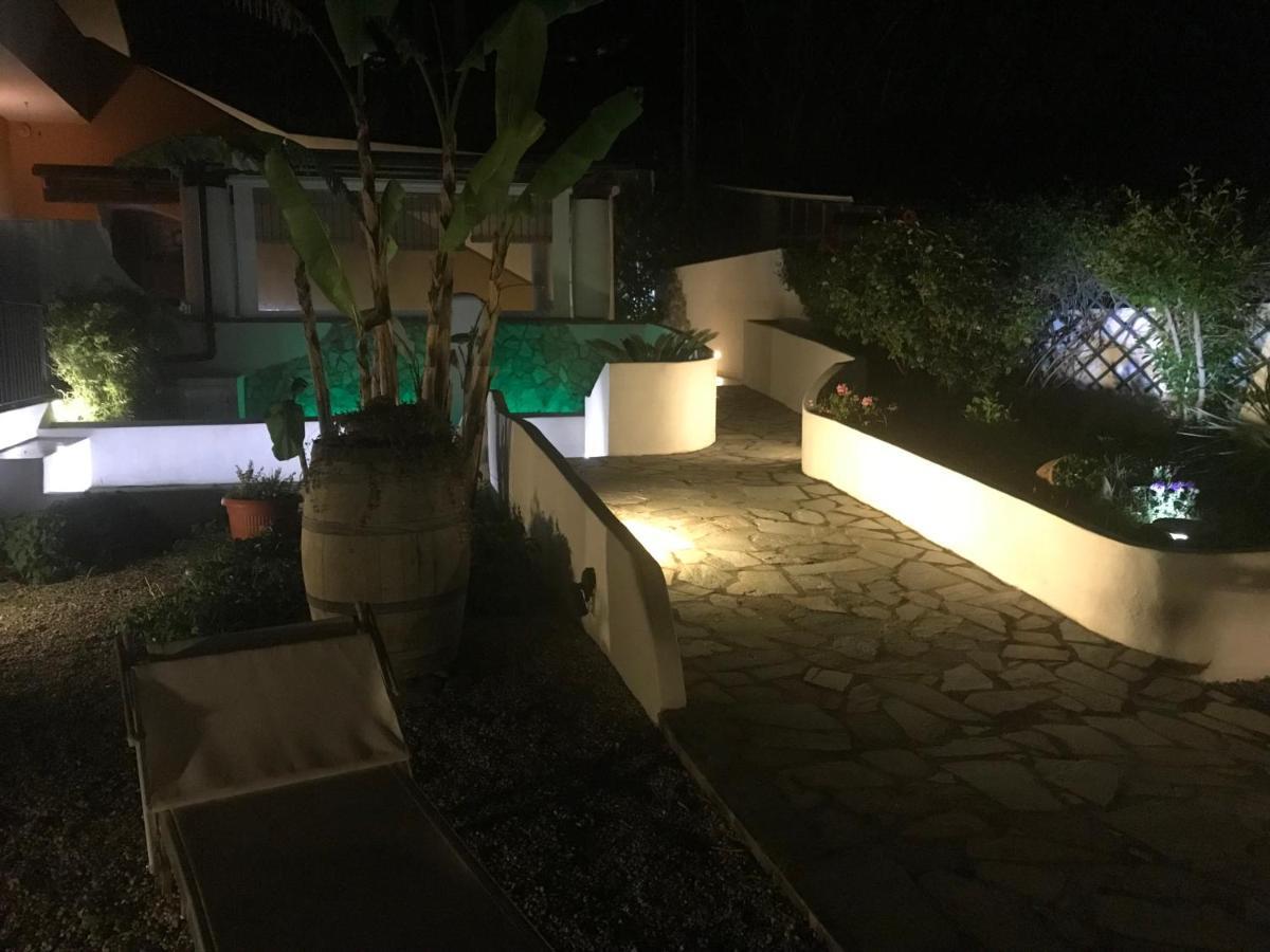 B&B La Goletta Di Salina ซานตา มาริน่า ซาลินา ภายนอก รูปภาพ